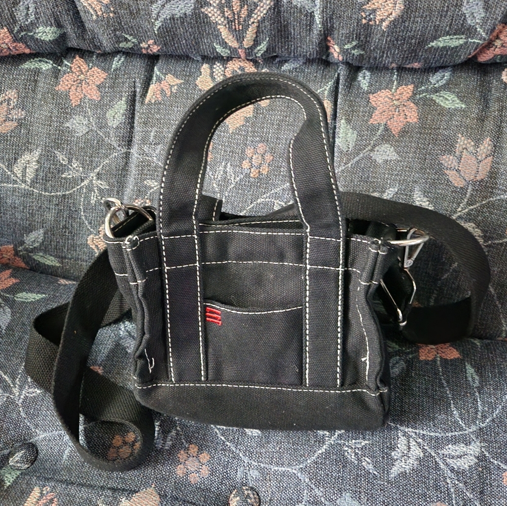 Urban outfitters crossbody
